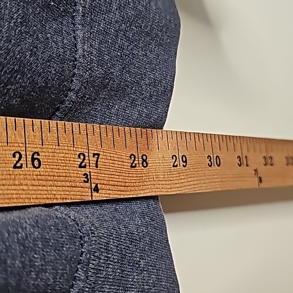 5/25 ♥️ Four Winds Casino Resort Crewneck Sweater - Picture 6 of 7